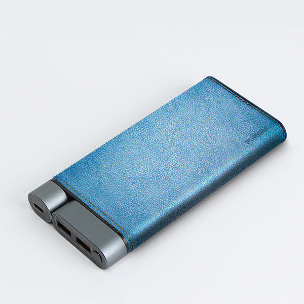 Eficiente banco de energía de 10000mAh con carcasa de metal y 3 puertos - Cargar cualquier dispositivo USB-C!